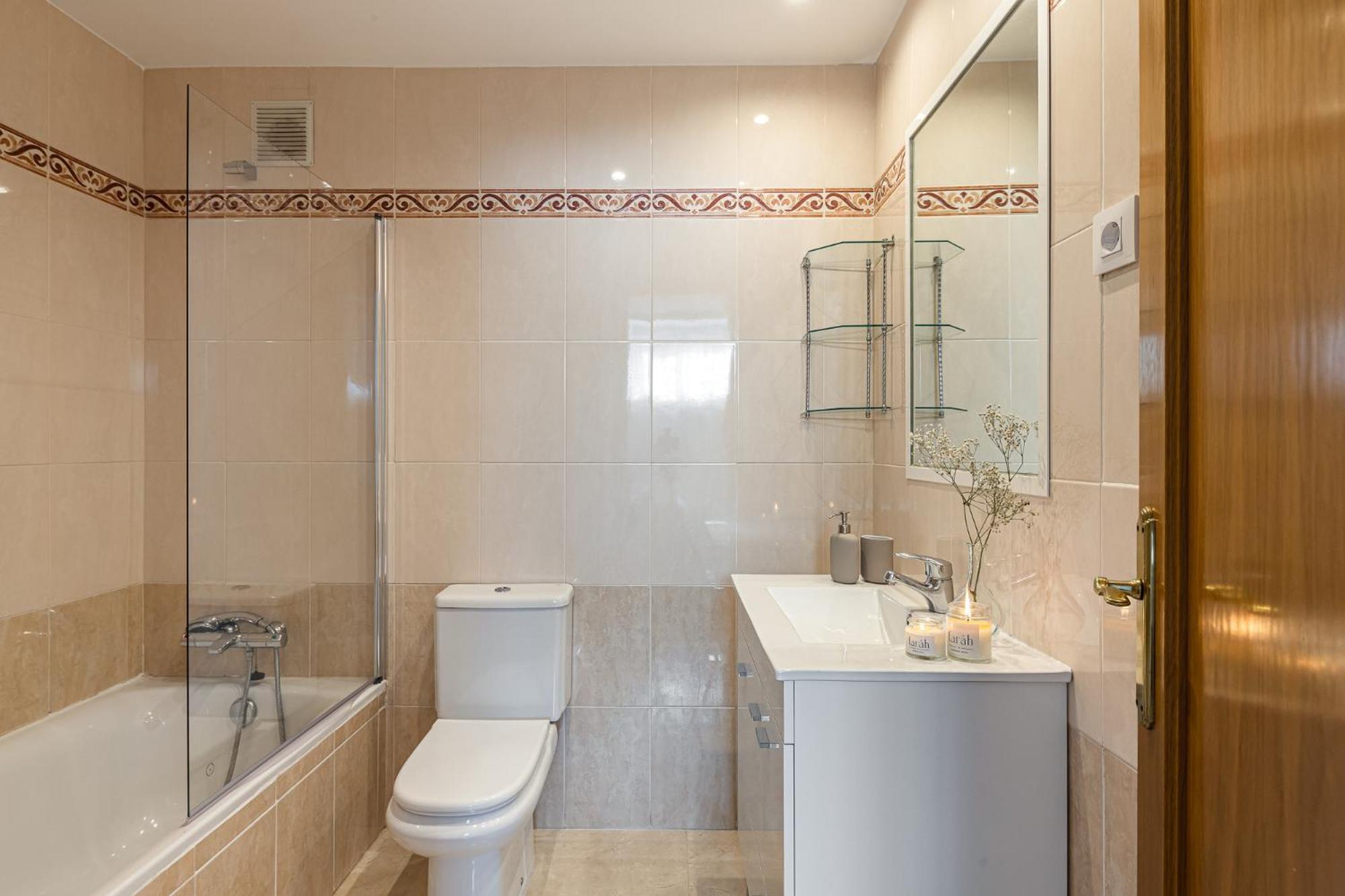 Waou Gran Via Attic - Corta Duracion Apartment Madrid Bagian luar foto